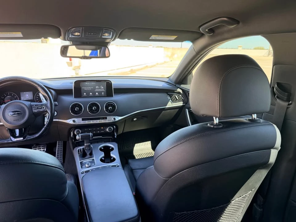 2018 Kia Stinger GT - Image 9 of 10