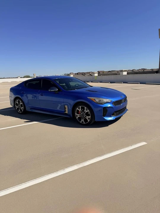 2018 Kia Stinger GT - Image 2 of 10