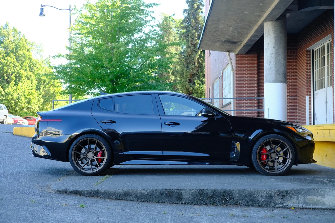 2018 Kia Stinger GT - Image 18 of 31