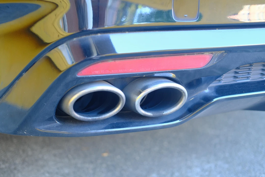 2018 Kia Stinger GT - Image 27 of 31