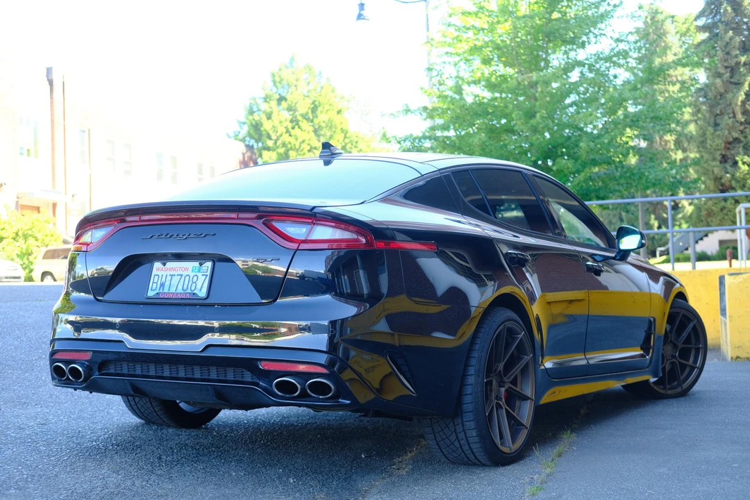 2018 Kia Stinger GT - Image 17 of 31