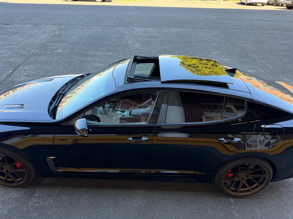 2018 Kia Stinger GT - Image 23 of 31