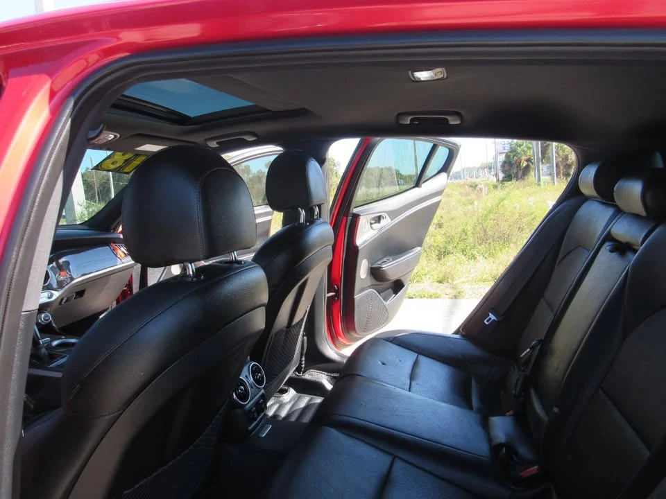 2018 Kia Stinger GT - Image 10 of 11