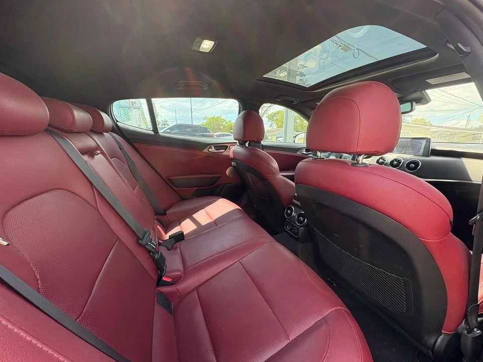 2018 Kia Stinger GT - Image 7 of 17