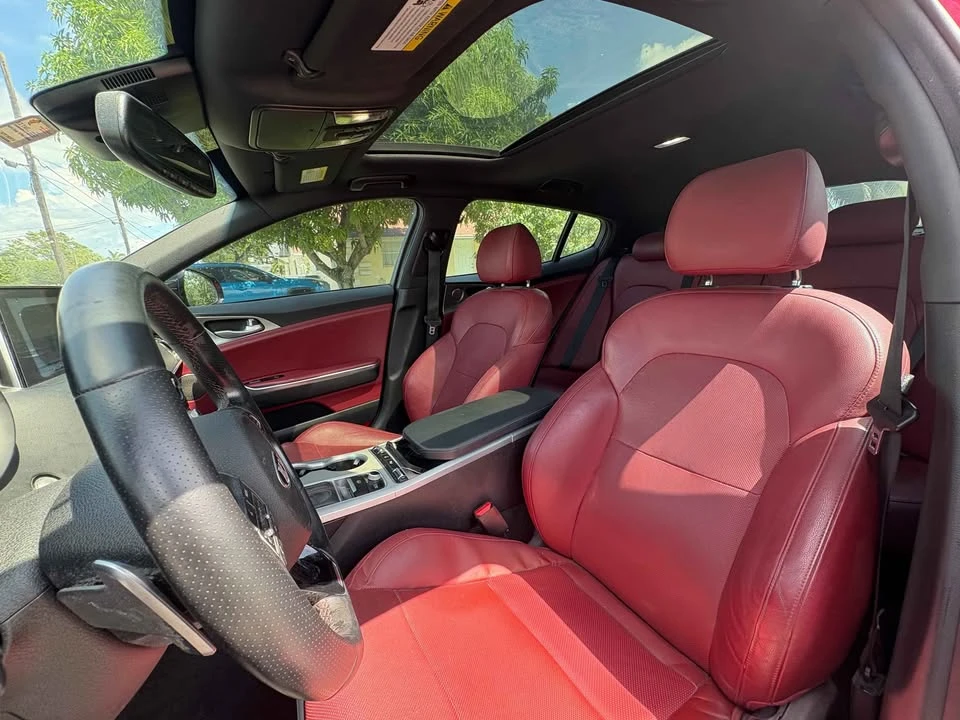 2018 Kia Stinger GT - Image 12 of 17