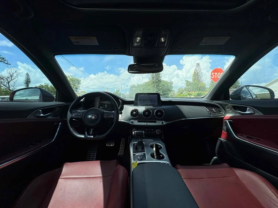 2018 Kia Stinger GT - Image 9 of 17