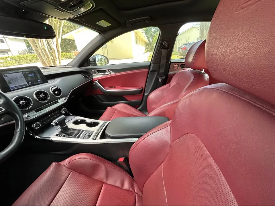2018 Kia Stinger GT - Image 8 of 13