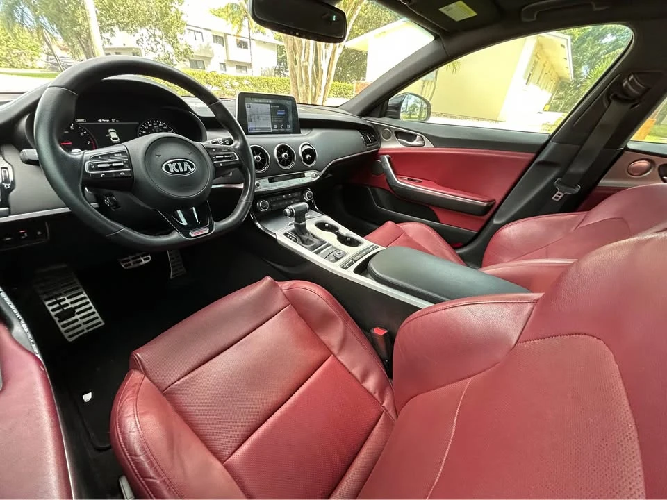 2018 Kia Stinger GT - Image 10 of 13
