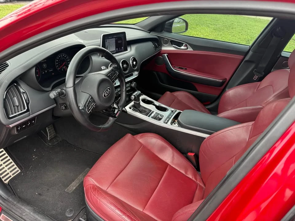 2018 Kia Stinger GT - Image 11 of 12