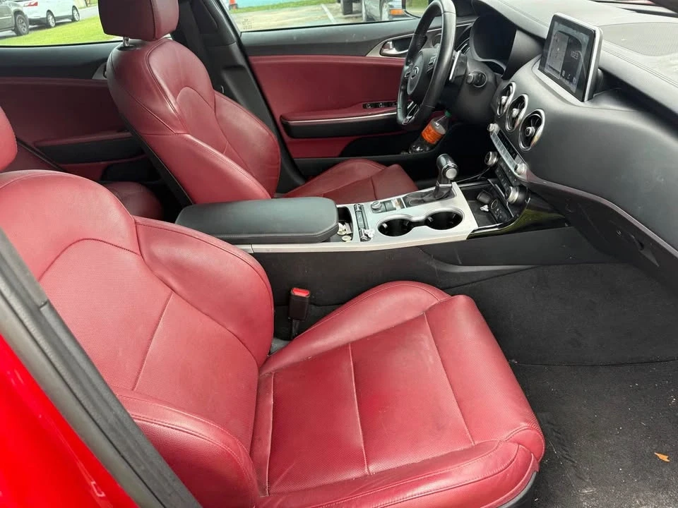 2018 Kia Stinger GT - Image 8 of 12