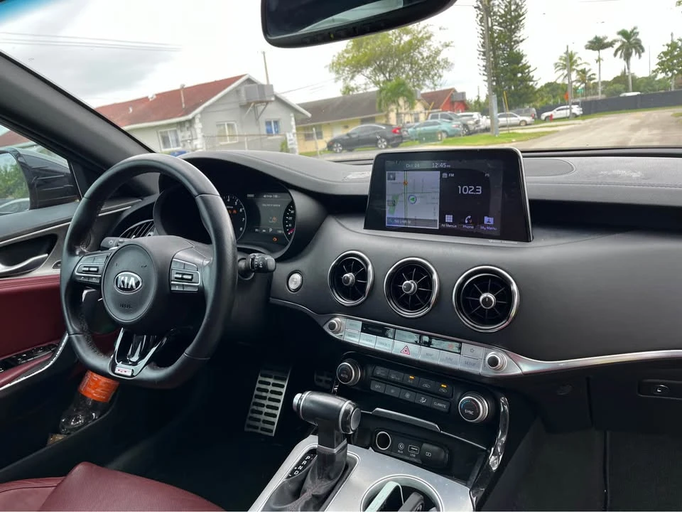 2018 Kia Stinger GT - Image 8 of 11