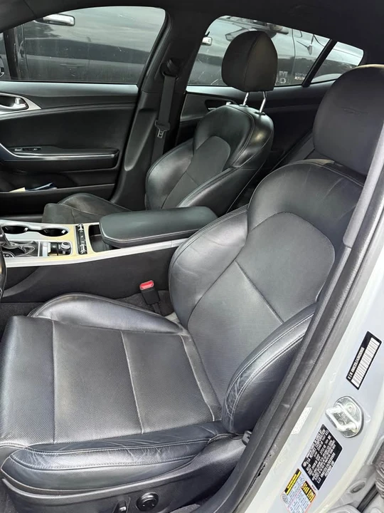 2018 Kia Stinger GT - Image 9 of 11