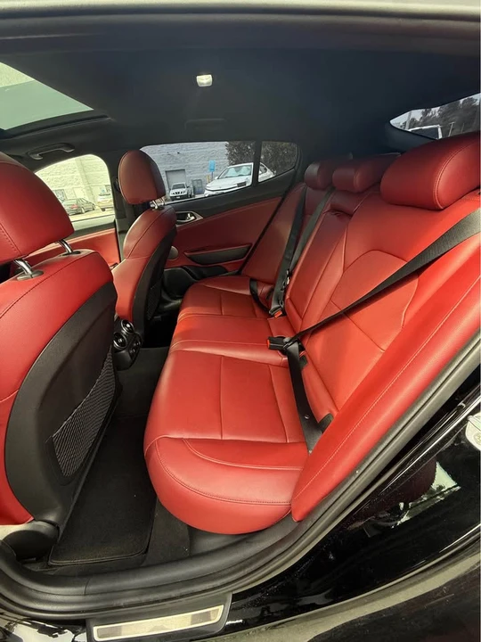 2018 Kia Stinger GT - Image 12 of 13