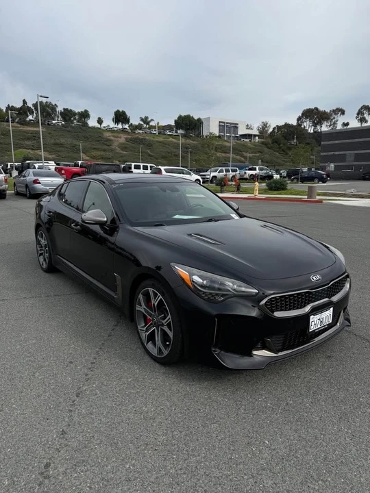 2018 Kia Stinger GT - Image 9 of 13