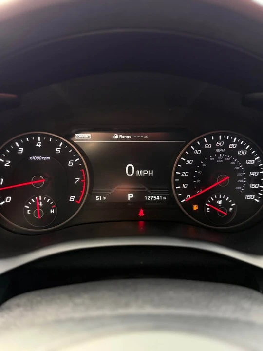 2018 Kia Stinger GT - Image 15 of 17