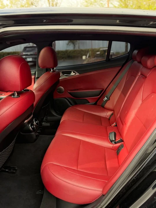 2018 Kia Stinger GT - Image 8 of 17