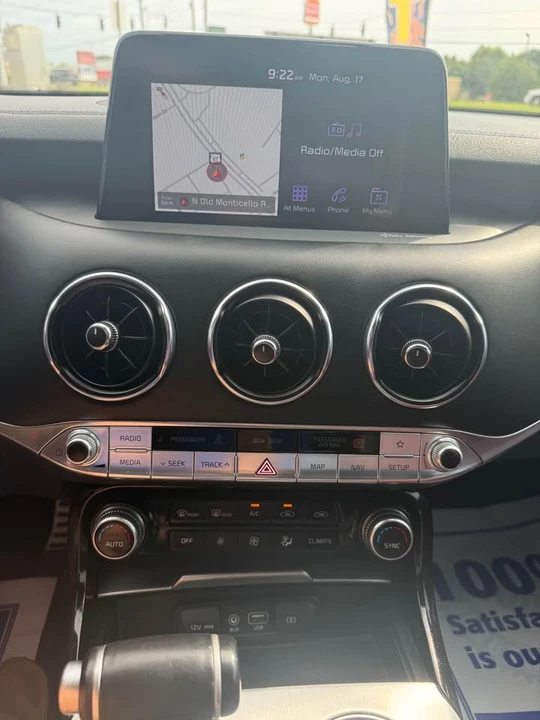 2018 Kia Stinger GT - Image 12 of 13
