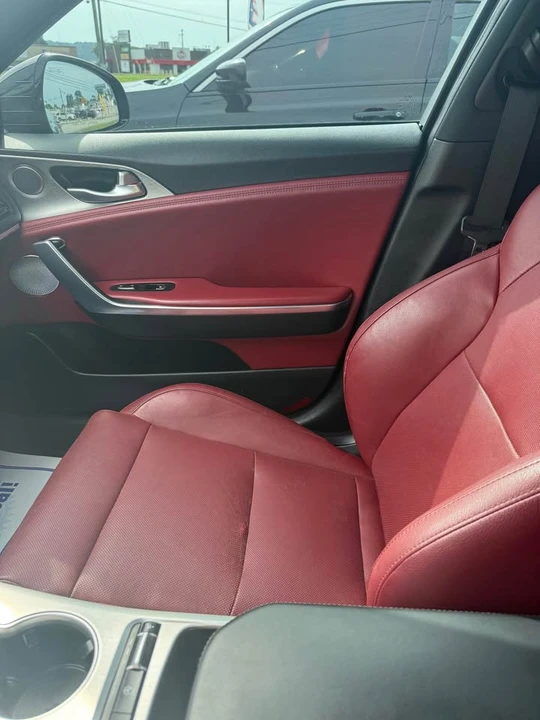 2018 Kia Stinger GT - Image 9 of 13