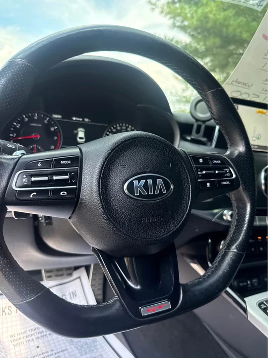 2018 Kia Stinger GT - Image 12 of 20