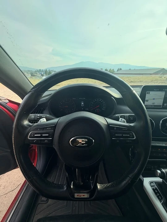 2018 Kia Stinger GT - Image 6 of 10