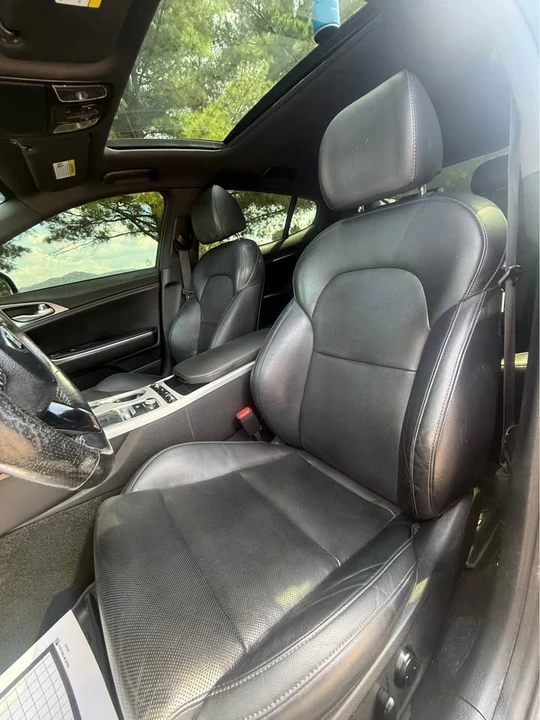 2018 Kia Stinger GT - Image 15 of 20