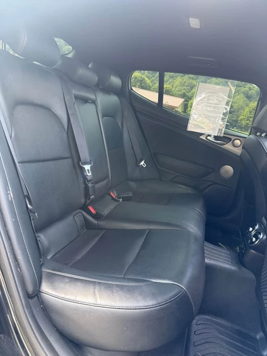 2018 Kia Stinger GT - Image 14 of 20