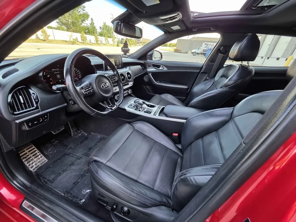2018 Kia Stinger GT - Image 11 of 16
