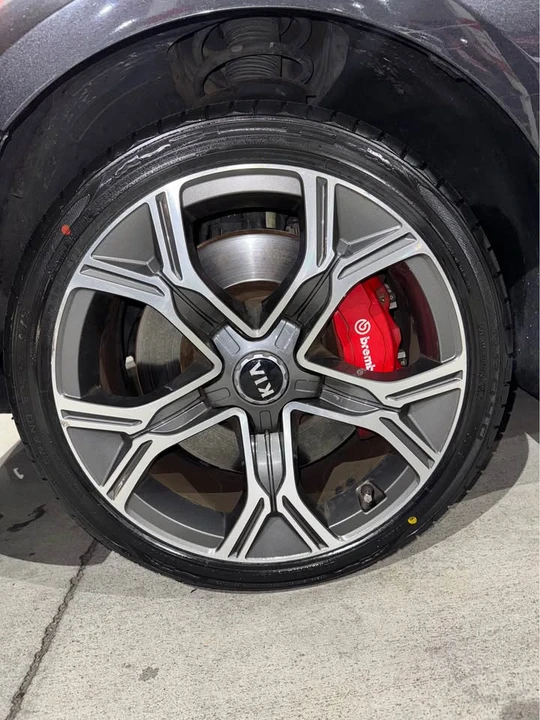 2018 Kia Stinger GT - Image 7 of 11