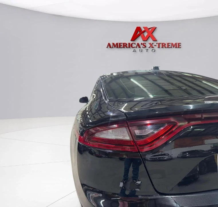2018 Kia Stinger GT - Image 11 of 15