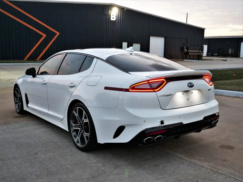 2018 Kia Stinger GT - Image 8 of 20
