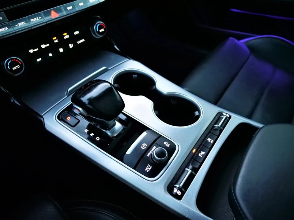 2018 Kia Stinger GT - Image 17 of 20