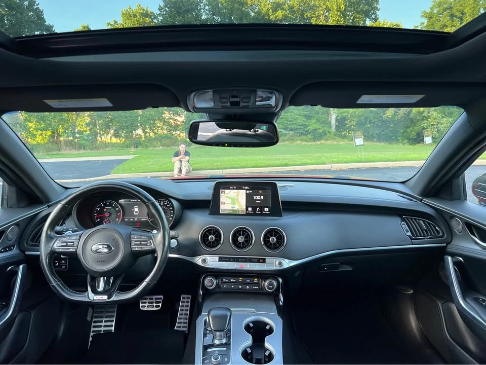 2018 Kia Stinger GT - Image 18 of 20