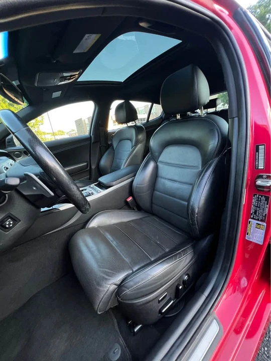 2018 Kia Stinger GT - Image 9 of 20