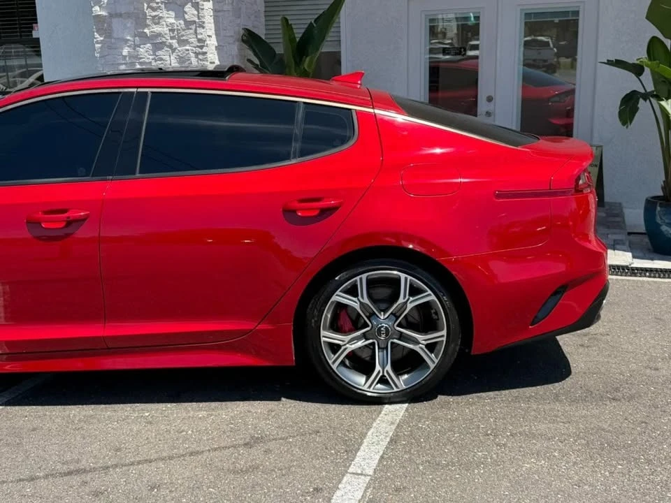 2018 Kia Stinger GT - Image 11 of 20