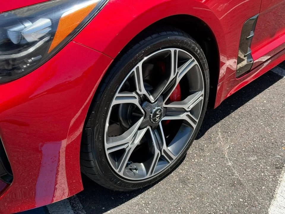 2018 Kia Stinger GT - Image 8 of 20