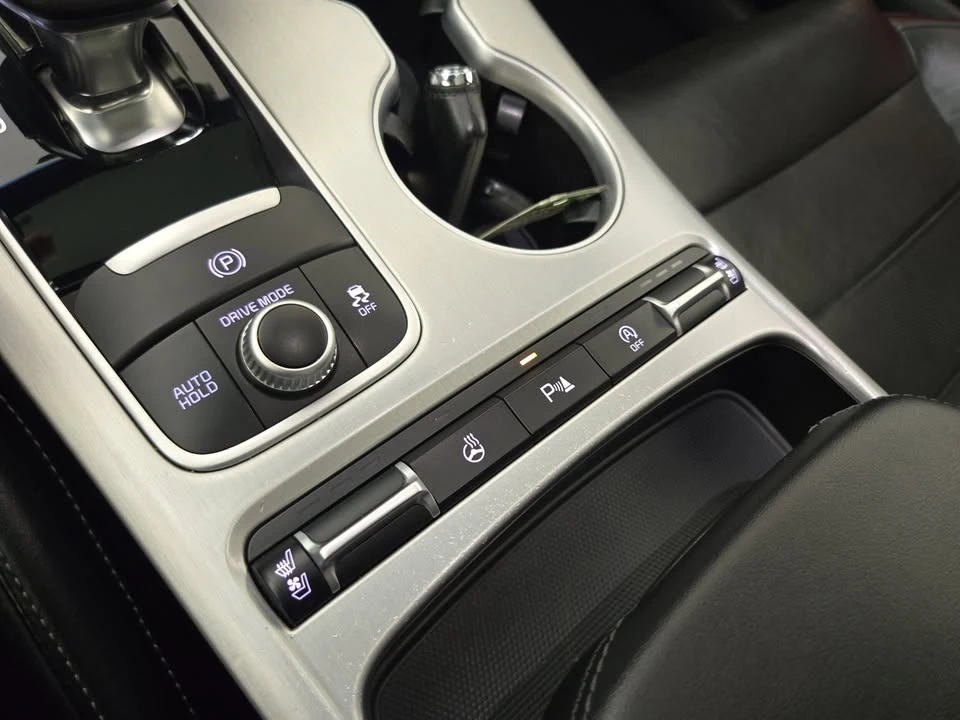 2018 Kia Stinger GT - Image 17 of 20