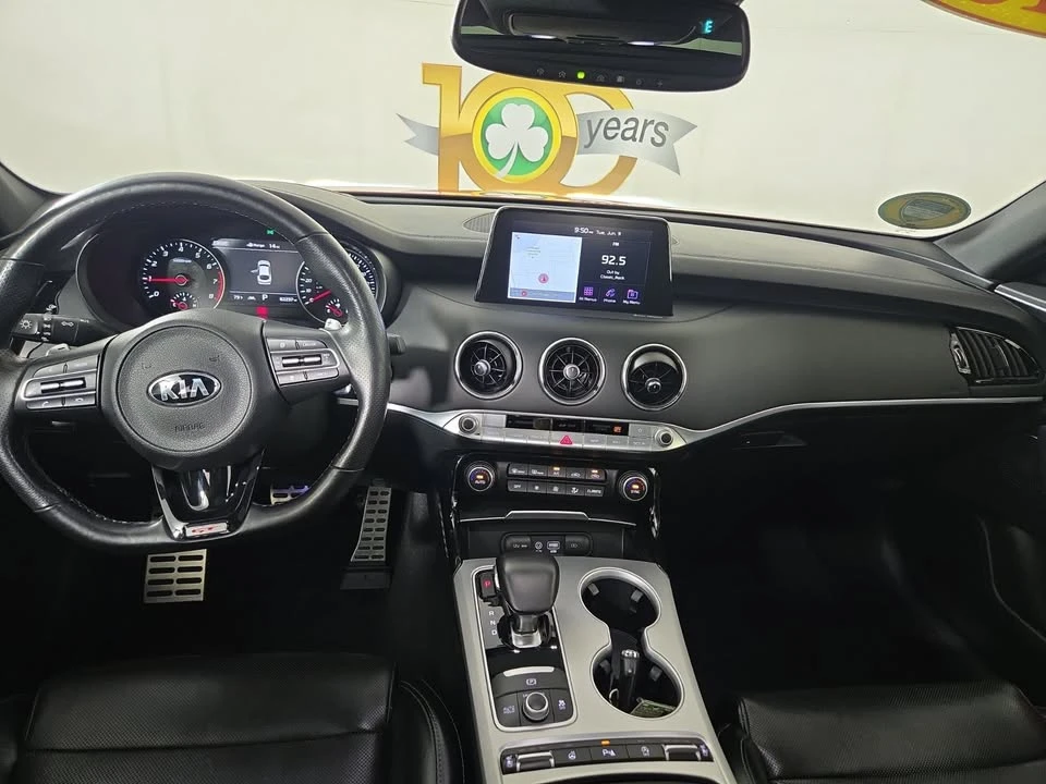 2018 Kia Stinger GT - Image 11 of 20