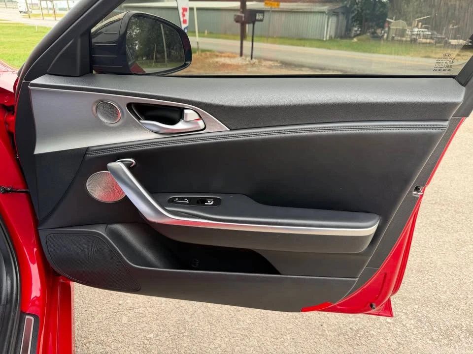 2018 Kia Stinger GT - Image 18 of 20