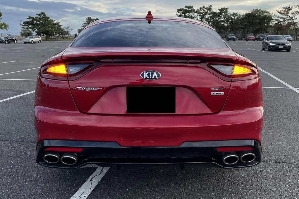 2018 Kia Stinger GT - Image 5 of 10