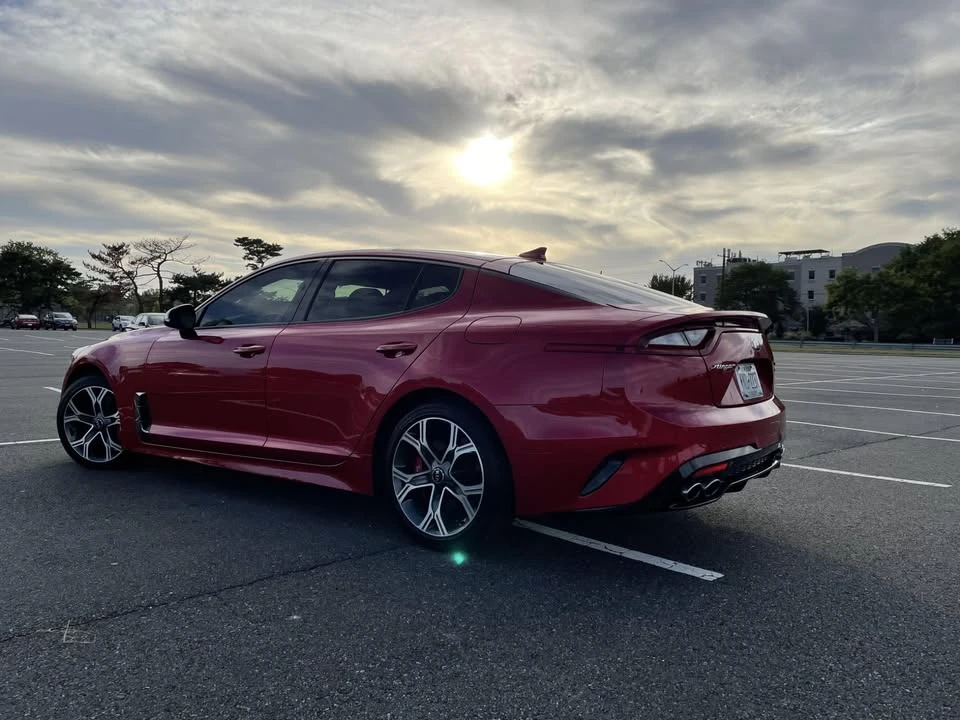 2018 Kia Stinger GT - Image 6 of 10