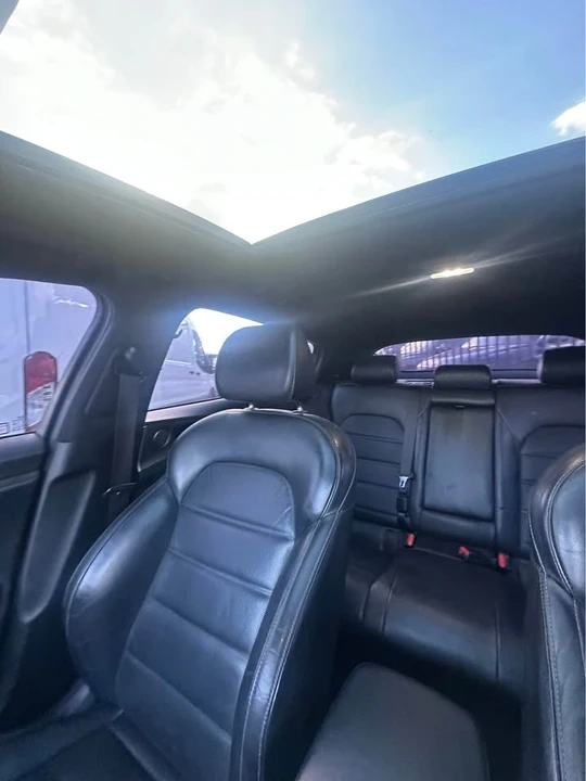 2018 Kia Stinger GT - Image 6 of 8