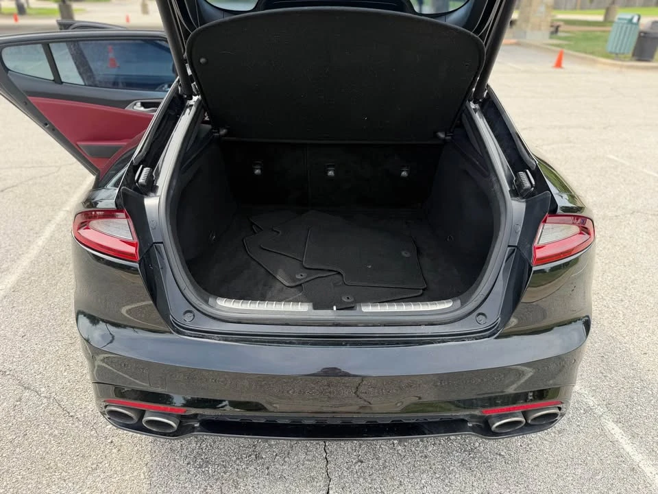 2018 Kia Stinger GT - Image 11 of 20