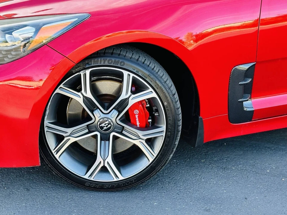 2018 Kia Stinger GT - Image 19 of 21