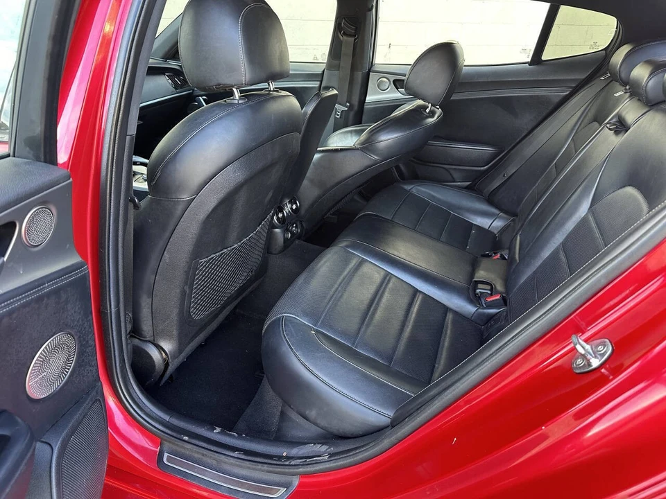 2018 Kia Stinger GT - Image 14 of 21