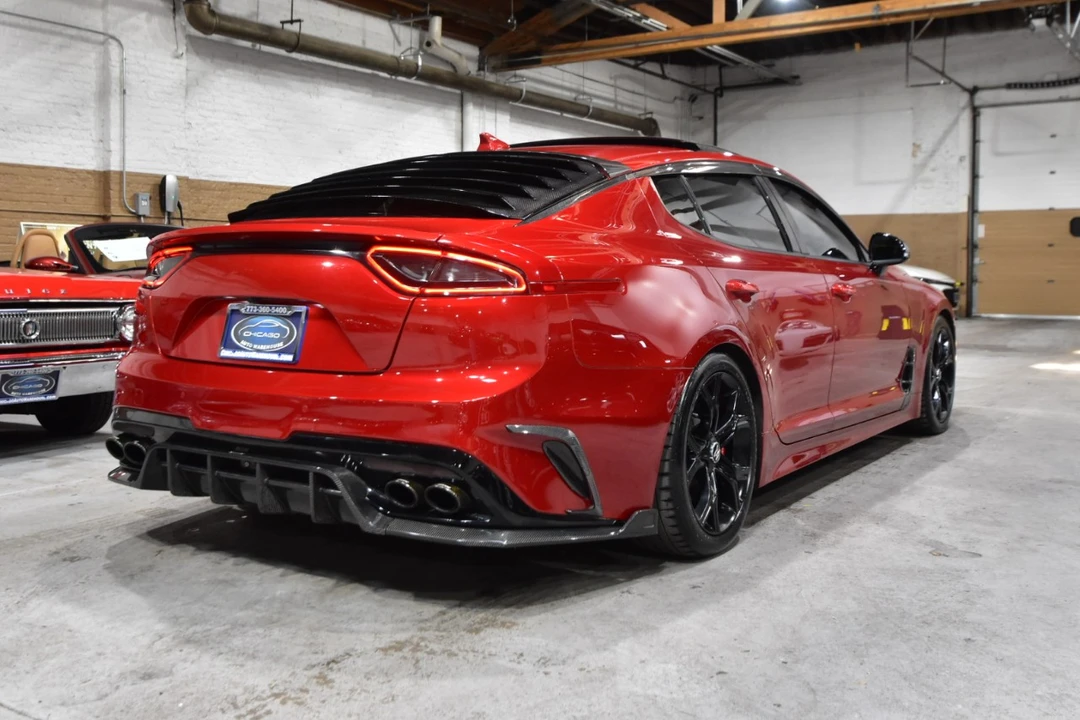 2018 Kia Stinger GT - Image 9 of 12