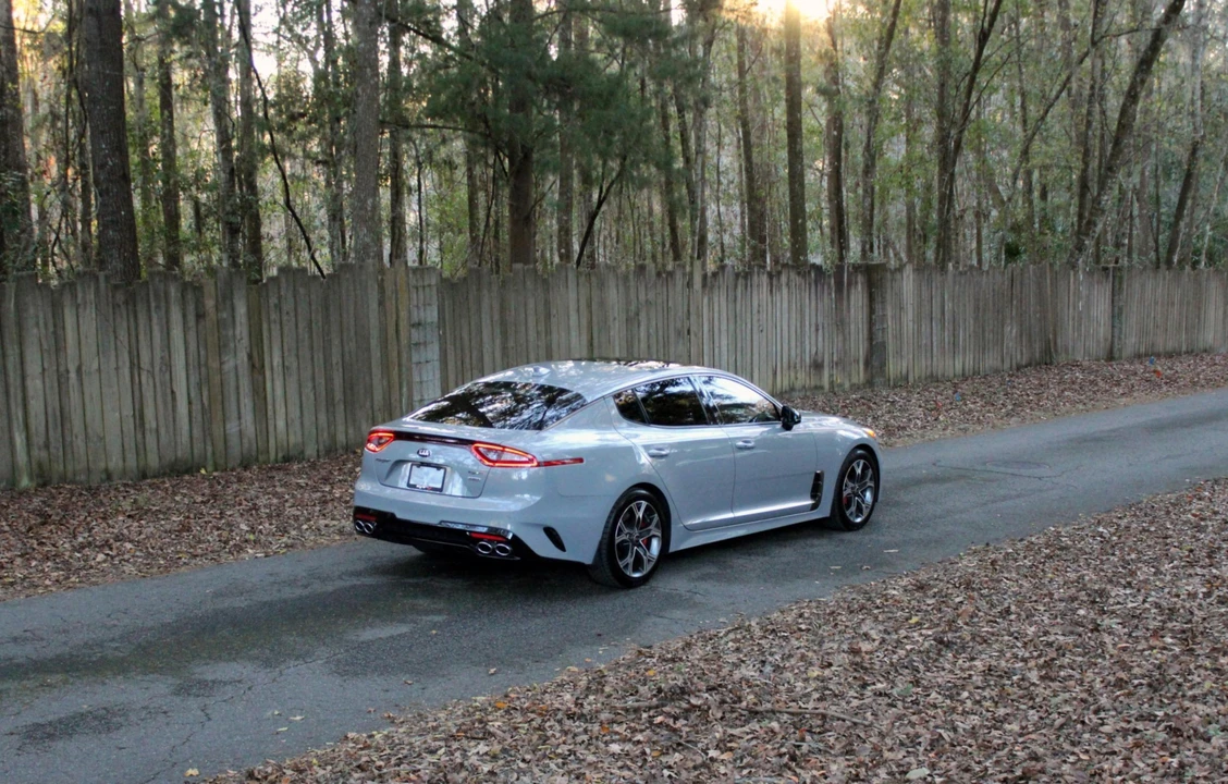 2018 Kia Stinger GT - Image 21 of 25