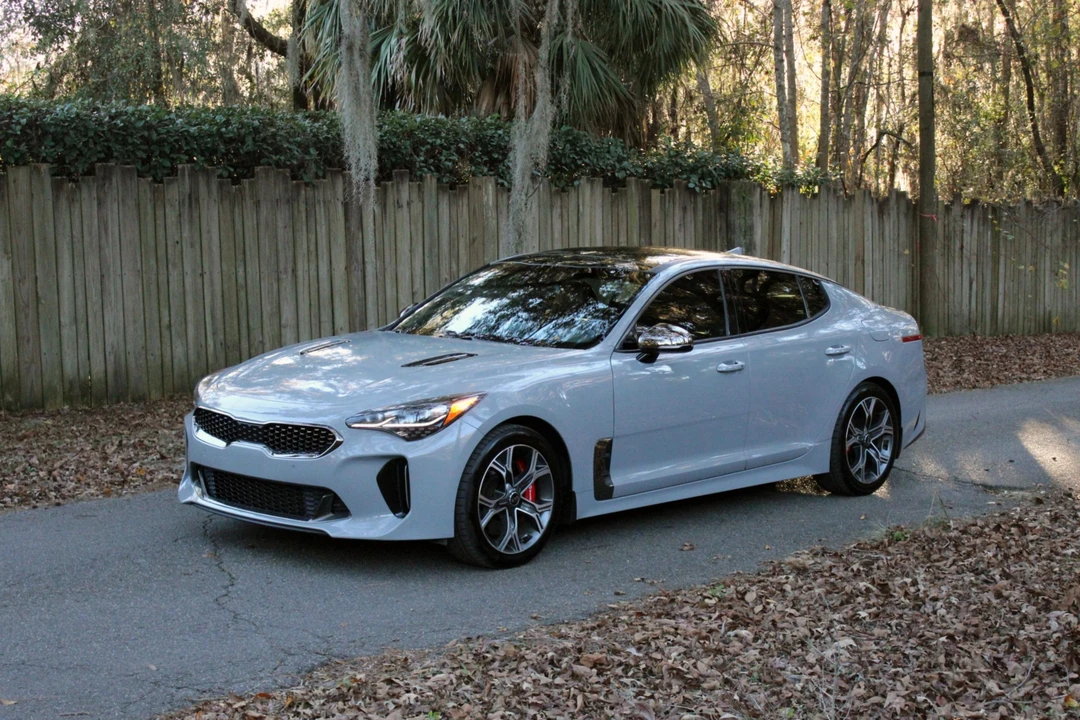 2018 Kia Stinger GT - Image 9 of 25
