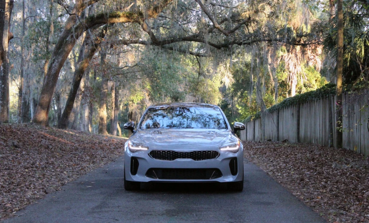 2018 Kia Stinger GT - Image 7 of 25