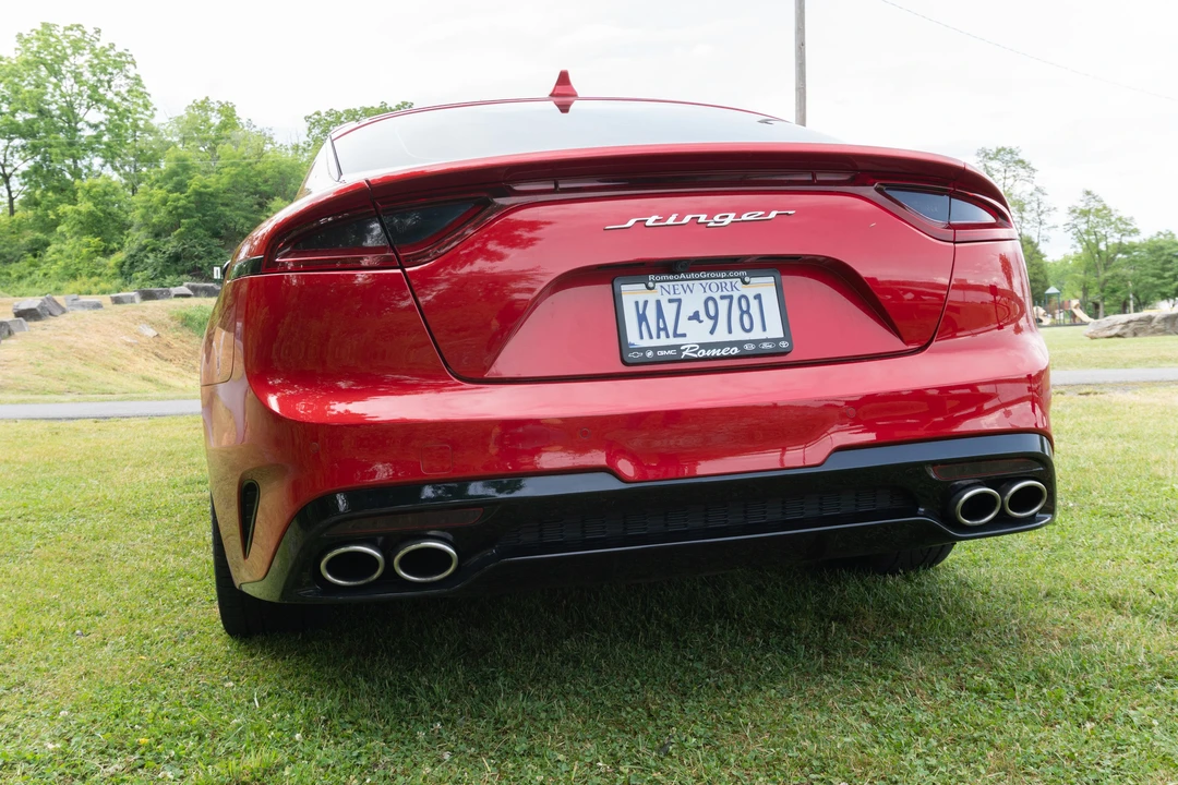 2018 Kia Stinger GT - Image 8 of 31