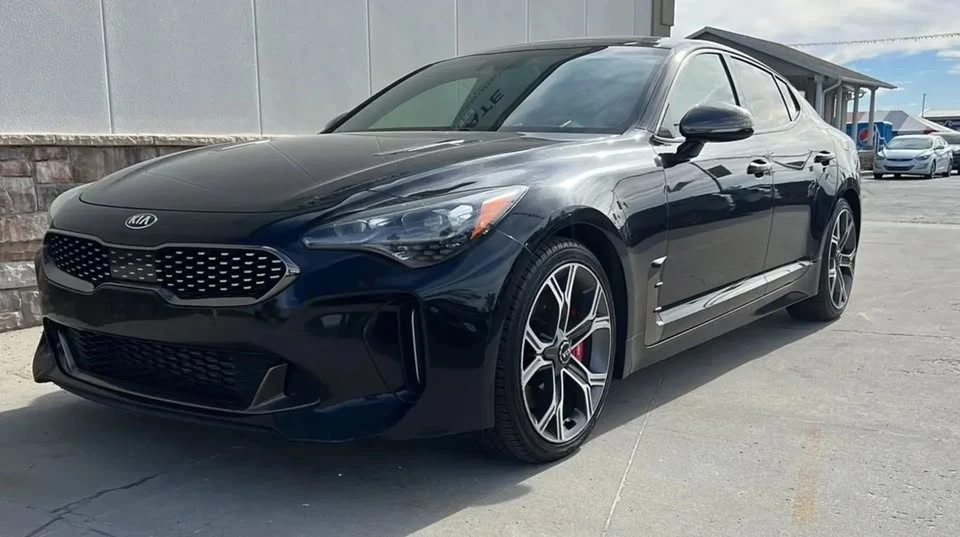 2018 Kia Stinger GT - Image 2 of 20